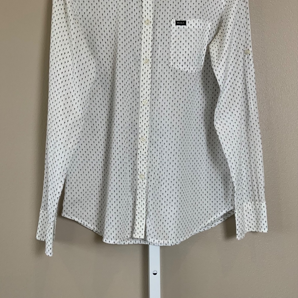 Rvca Cross Printed Button-Up Blouse - image 7
